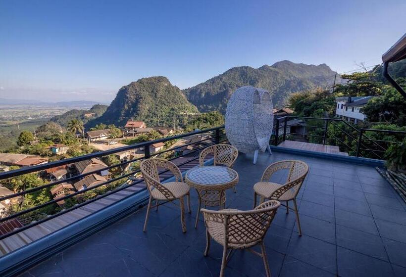 مبيت وإفطار Oasis Phamee