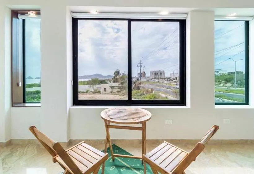 ベッドアンドブレックファースト Spacious Ocean View Apartment