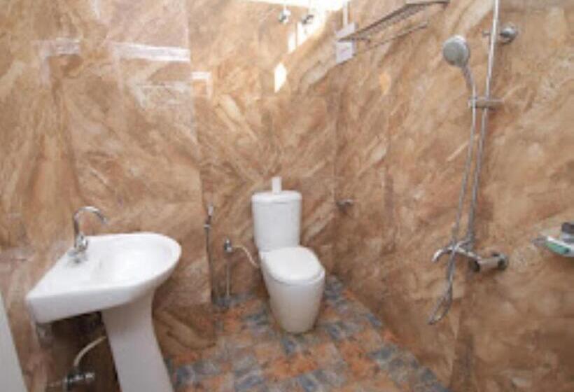 酒店 East Inn Dimapur