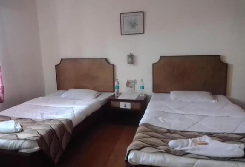 Hotel Indsurya, Dibrugarh