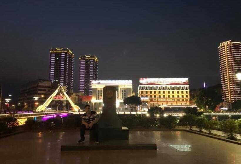 Hotel Khách Sạn Vĩnh Lộc