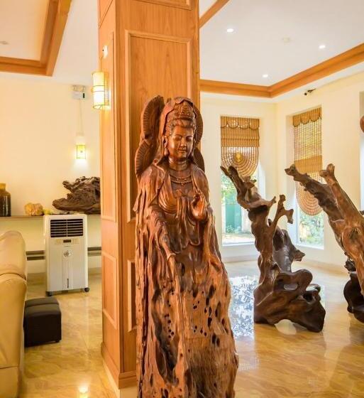 Hotel Khách Sạn Vĩnh Lộc