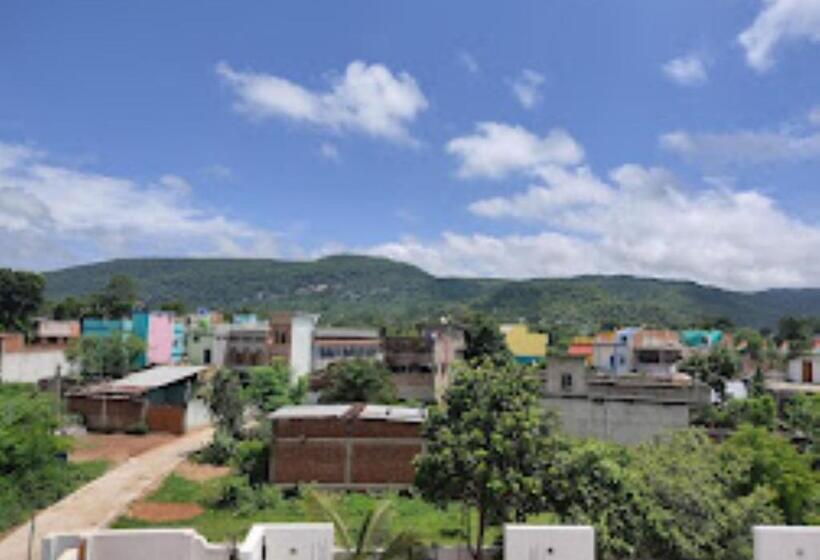 酒店 Neel Dipayan West Bengal