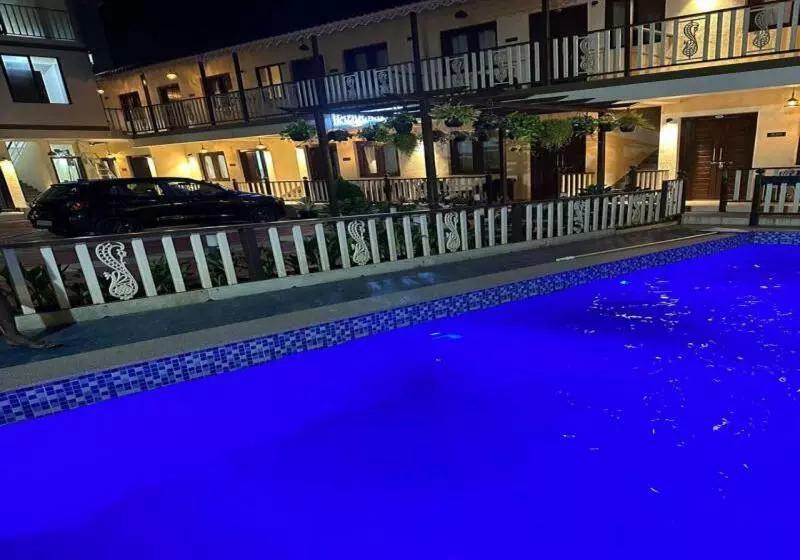 Hotelli Parshuram Wada Resort