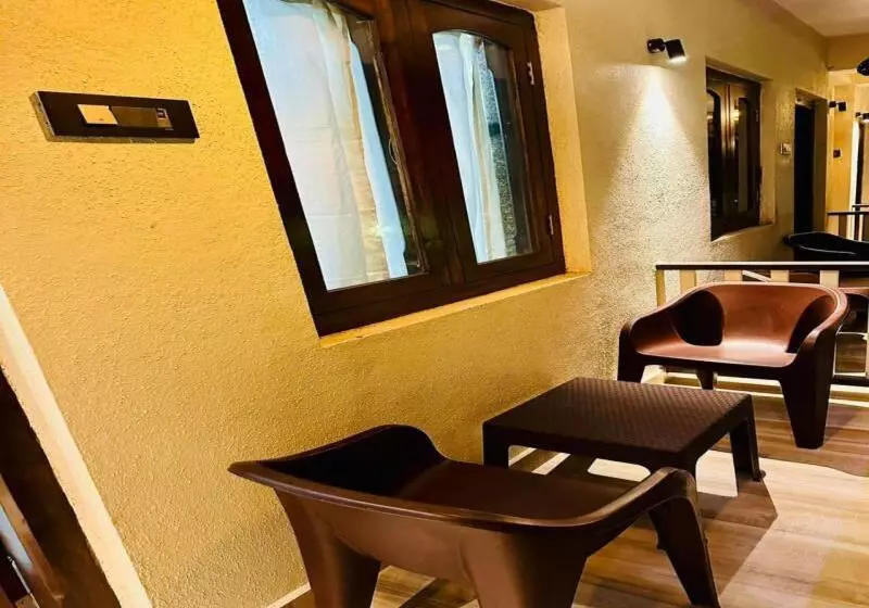 Hotelli Parshuram Wada Resort