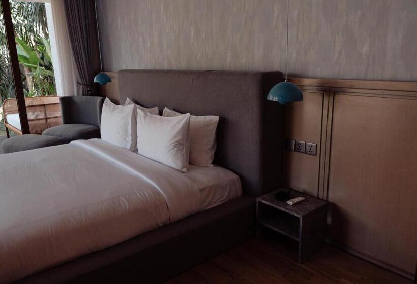 Отель Poco Poco Villas By Aayan