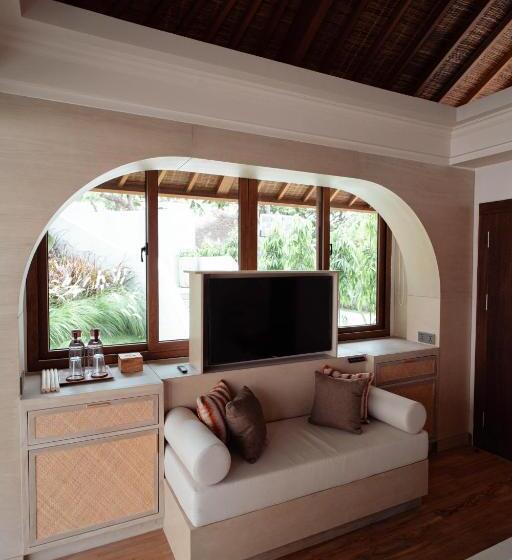 Отель Poco Poco Villas By Aayan