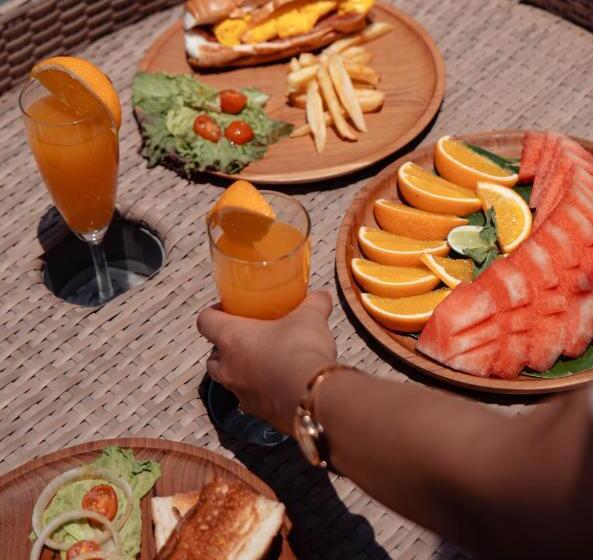 Отель Poco Poco Villas By Aayan