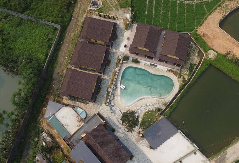 هتل Sky Bay Lodge