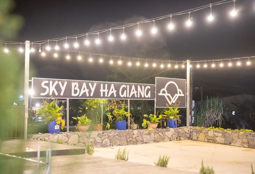 هتل Sky Bay Lodge