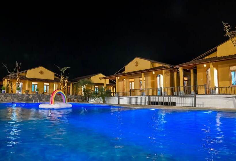 هتل Sky Bay Lodge