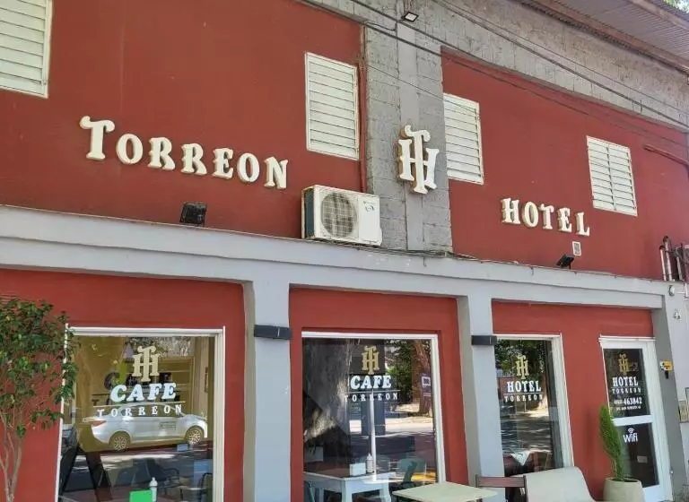 ホテル Torreón