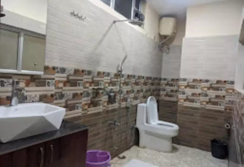 Hotelli Urban Cottage Guwahati