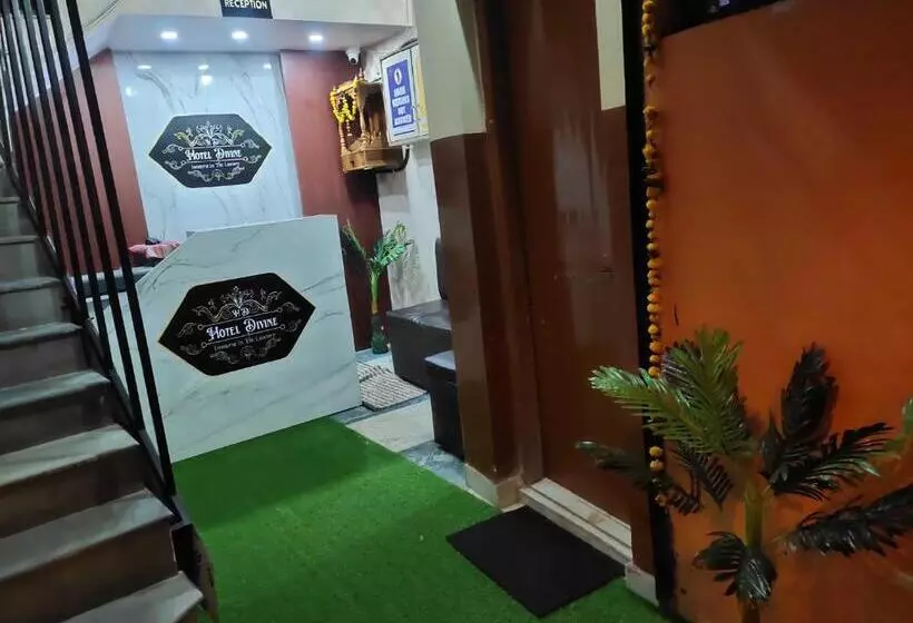 Oyo Hotel Divine