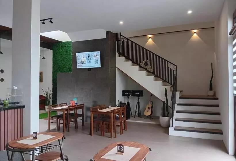 Majatalo 44 Guest House Syariah