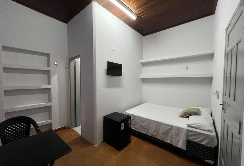 پانسیون Casa Jardim Guest House