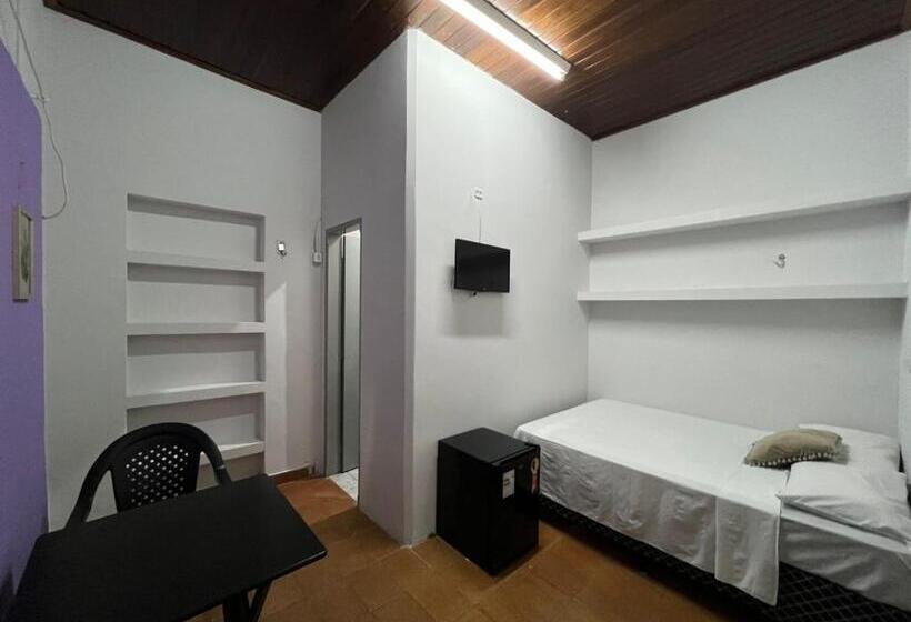 پانسیون Casa Jardim Guest House