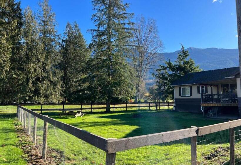 Pension Farm House   L&s Farms