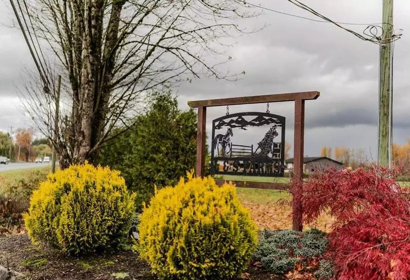 ペンション Farm House   L&s Farms