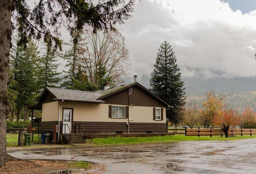 Pension Farm House   L&s Farms