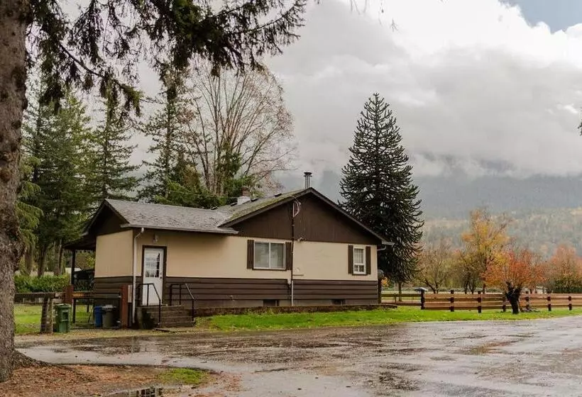 ペンション Farm House   L&s Farms