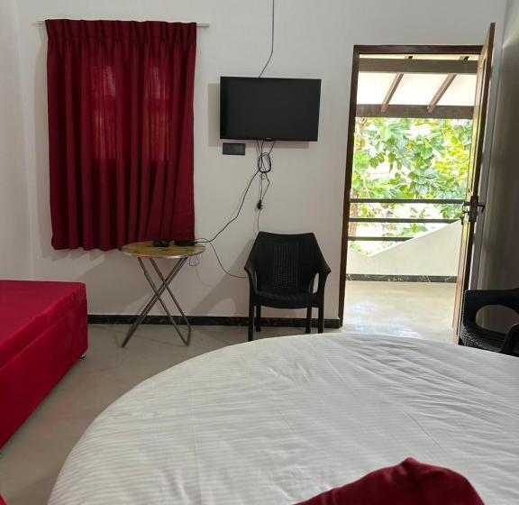 פנסיון Happy Villa