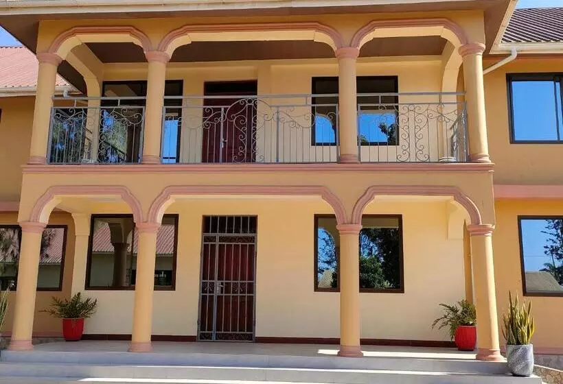 ペンション Keeney House At St. Gabriel S