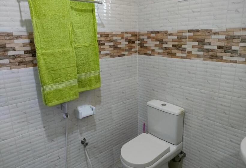 膳宿费 Keeney House At St. Gabriel S