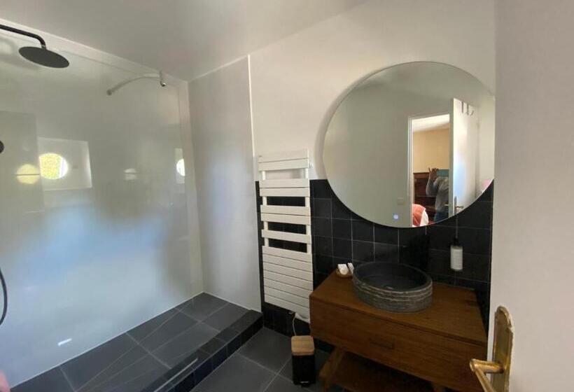 פנסיון La Thebauderie