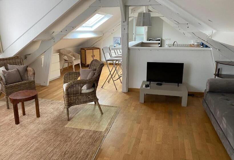 פנסיון La Thebauderie