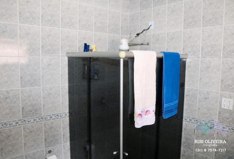 펜션 Quarto Duplo Em Casa Com Piscina Bh Próx. Savasssi