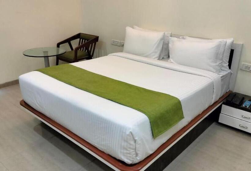 Olive Tree Resort, Lonavala