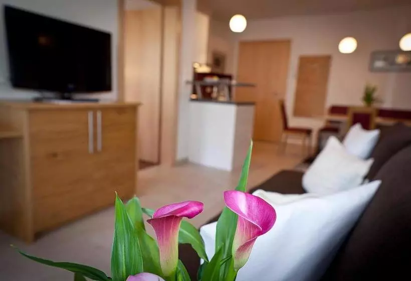 ホテル Alpina Appartements
