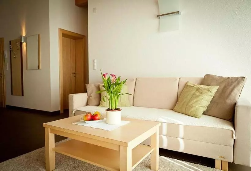 ホテル Alpina Appartements