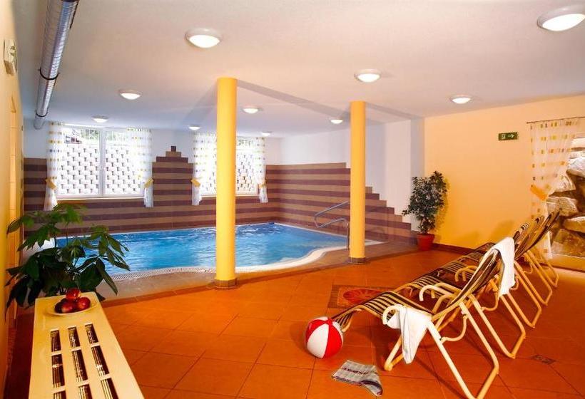 בית מלון כפרי Apart Falkner Resort