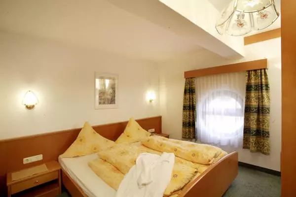 هتل Apart Falkner Resort