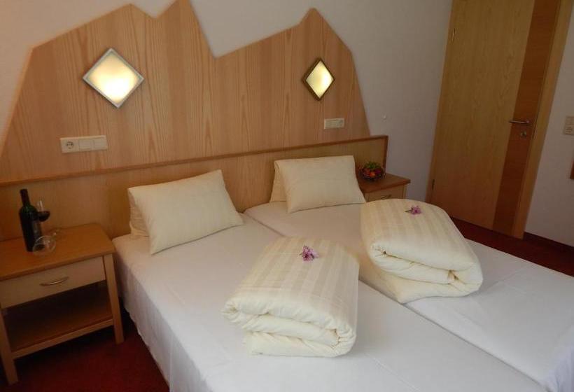 בית מלון כפרי Apart Renate