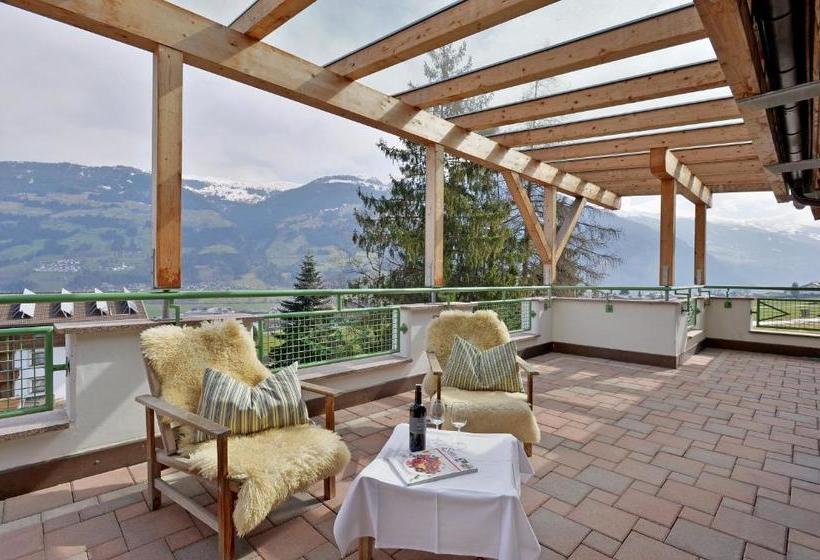 Отель Appartement Kostenzer