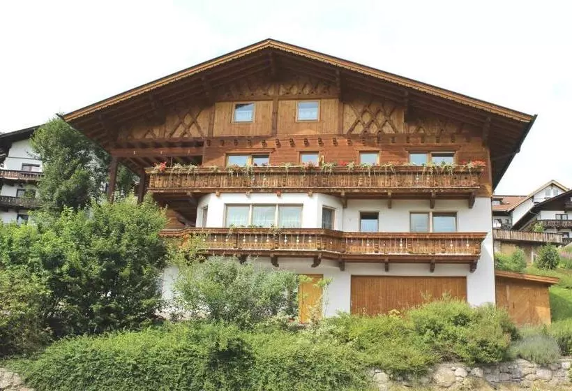 هتل Appartementhaus Untere Tanne