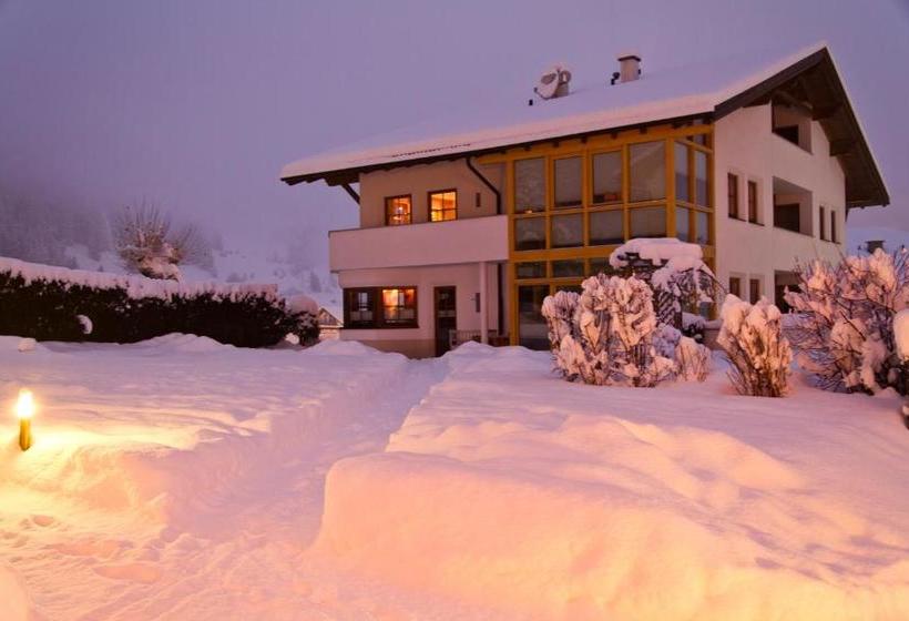 فندق Appartements Bellevue