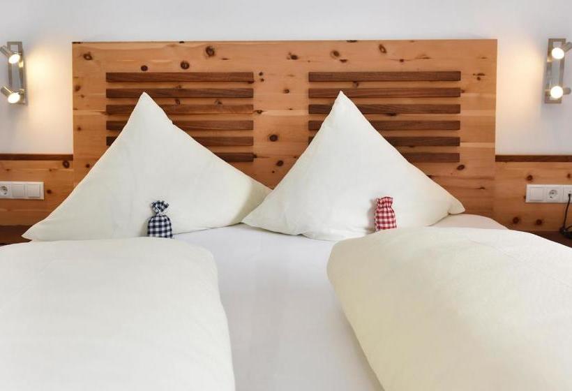 هتل Ferienwohnen Mattle