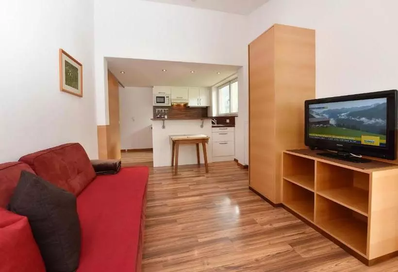 Hotelli Ferienwohnen Mattle