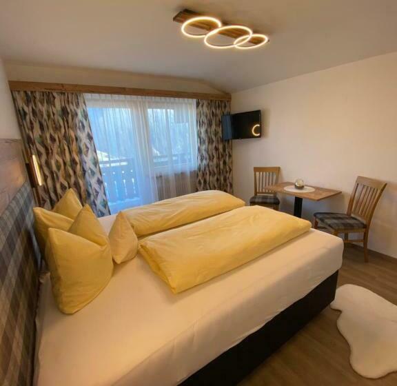 ホテル Gasthof Pension Berghof