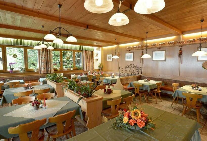 ホテル Gasthof Pension Berghof