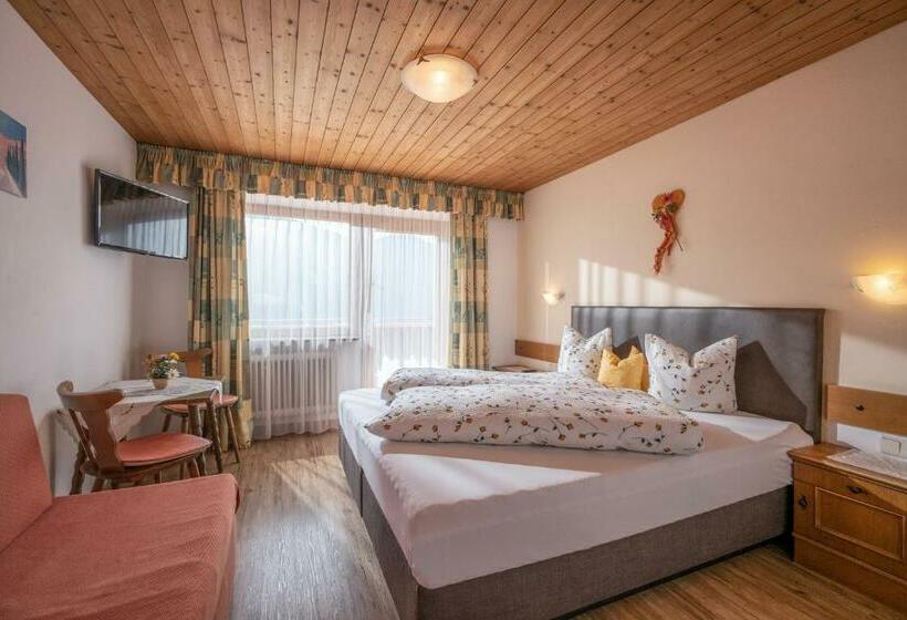 ホテル Gasthof Pension Berghof