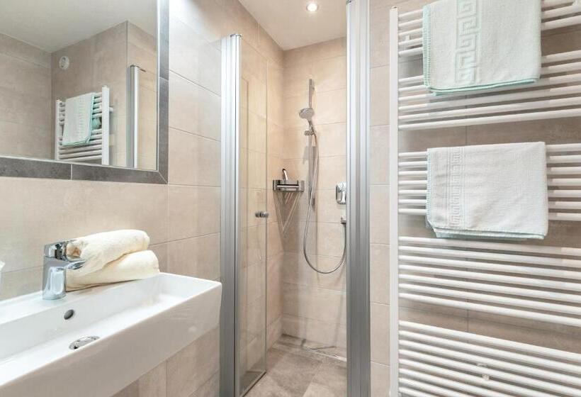 ホテル Gasthof Pension Berghof