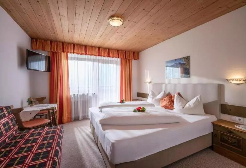 ホテル Gasthof Pension Berghof