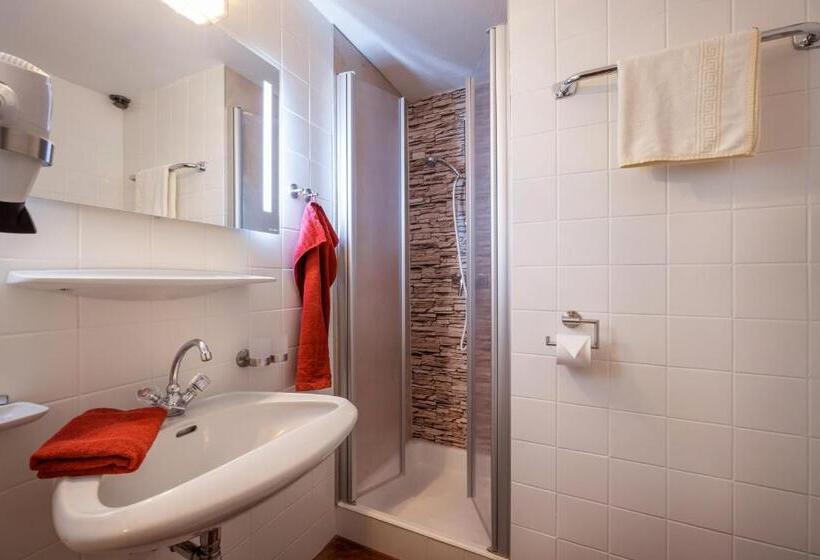 ホテル Gasthof Pension Berghof