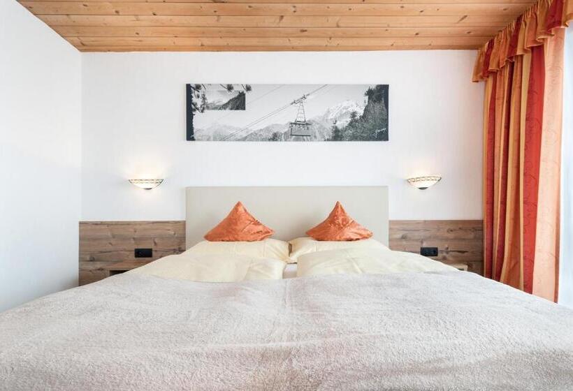 ホテル Gasthof Pension Berghof