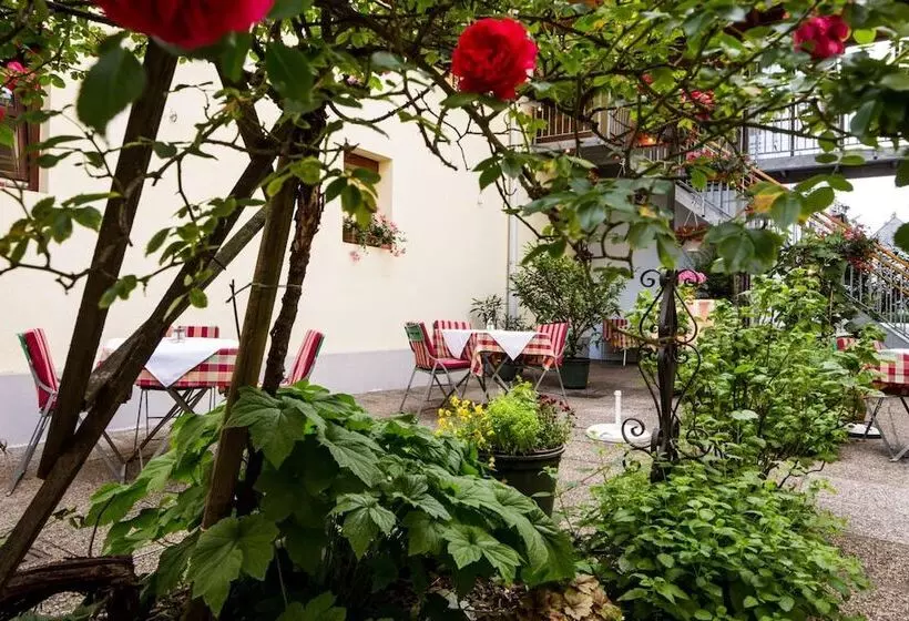 ホテル Gasthof Restaurant Kollar Göbl